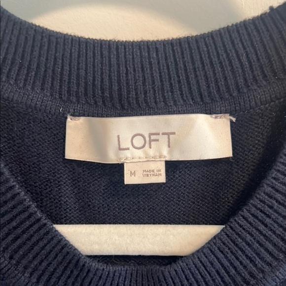 LOFT Women's navy blue cold shoulder Top - Picture 4 of 10